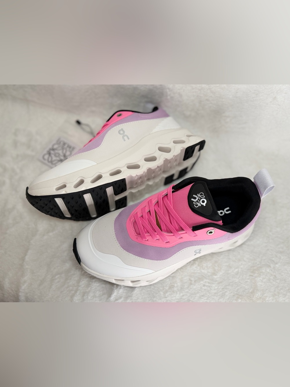 Loewe x On Cloudtilt 2.0 in the 'Pink/White' colorway - Picture 3 of 7